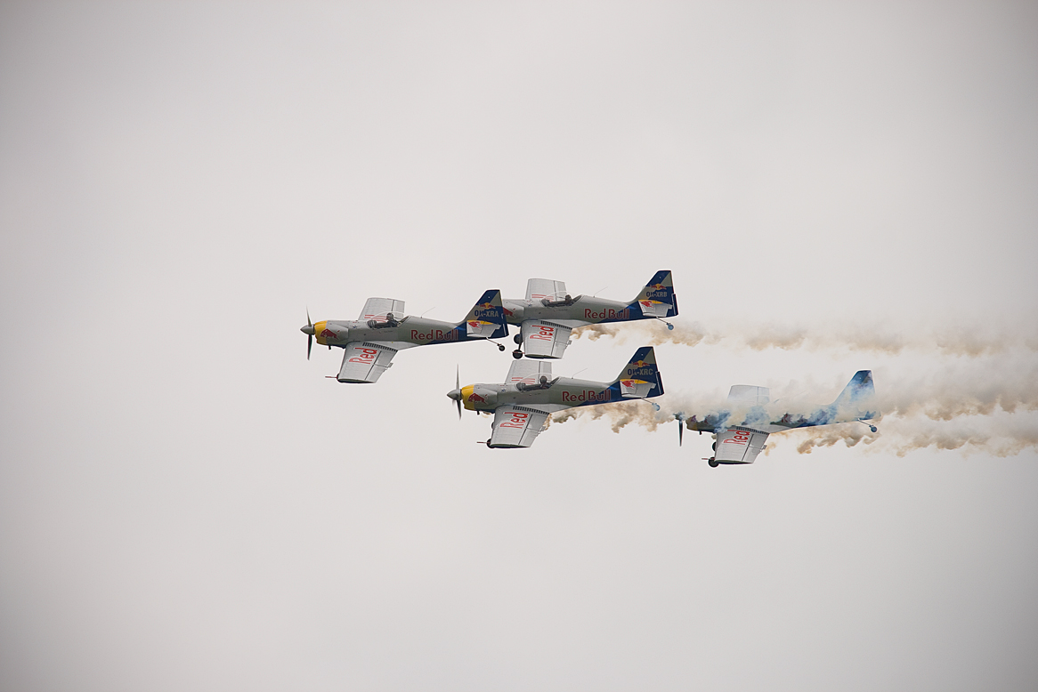 #RedBull #airshow tijdens #Formule3 #Masters