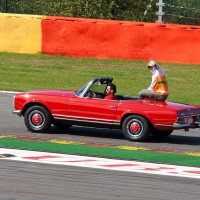 SpaF1ParadeHulkenberg2012